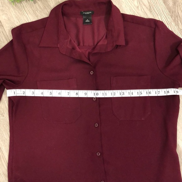 Ann Taylor button-up shirt - Picture 6 of 8